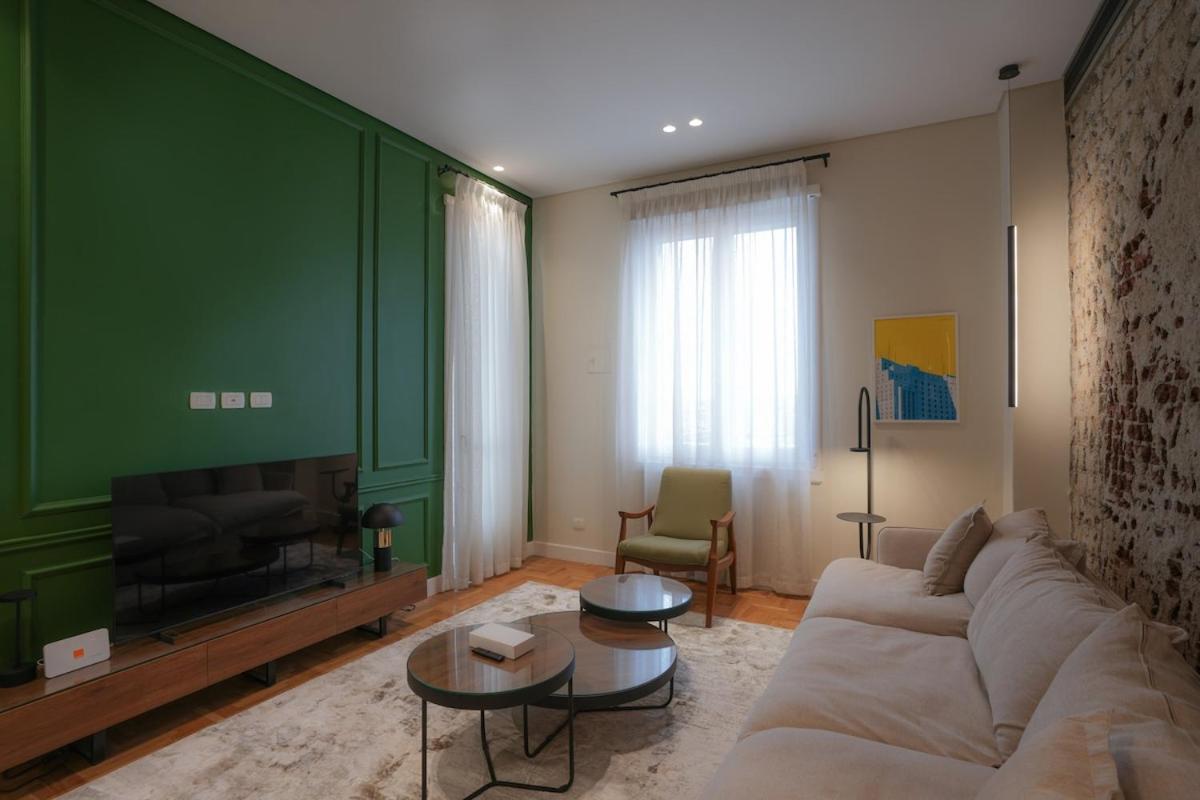 2 Bedroom Apartment in Downtown Cairo Great To Explore the City