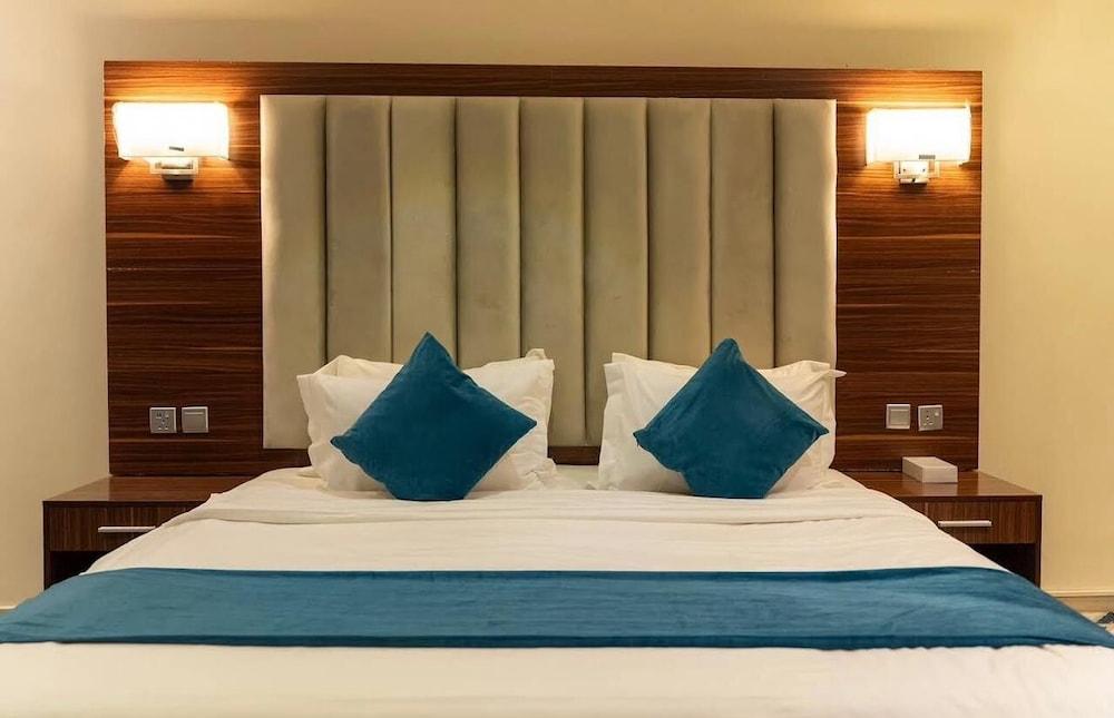 Life Suites Serviced Apartments