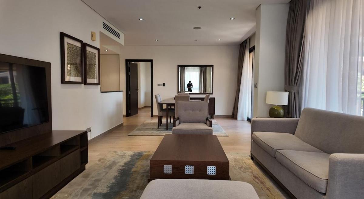 Luxury 2br at Anantara Palm L Beach & Pool Access
