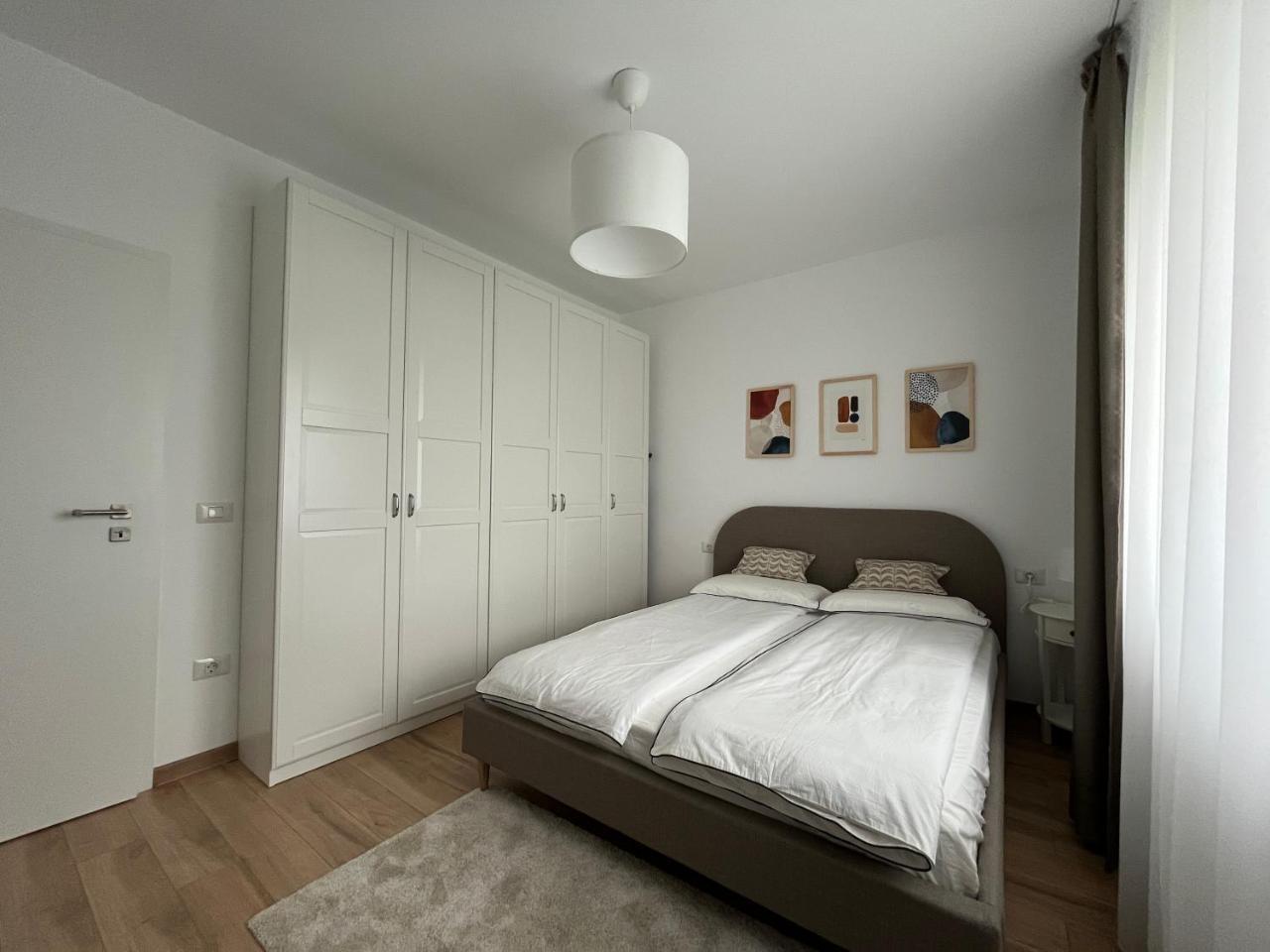 Kora Aparthome