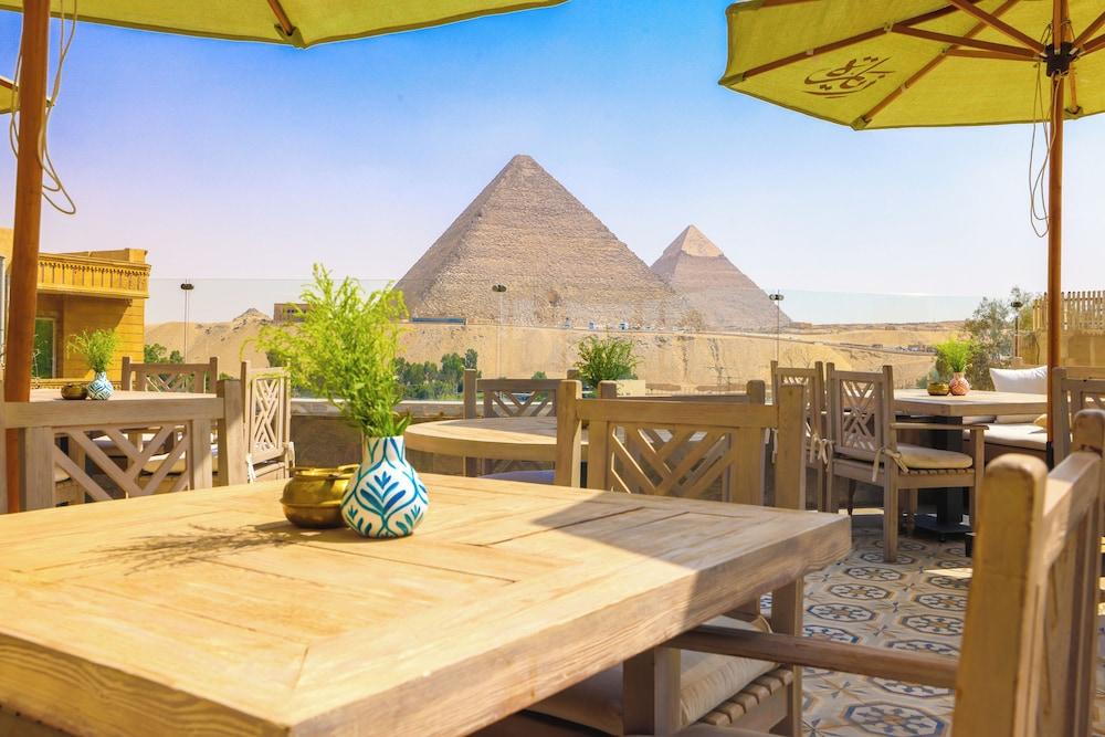Onyx Pyramids Boutique Hotel