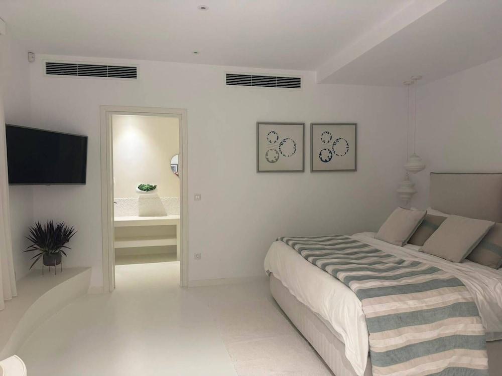 Mykonos Villa Collection