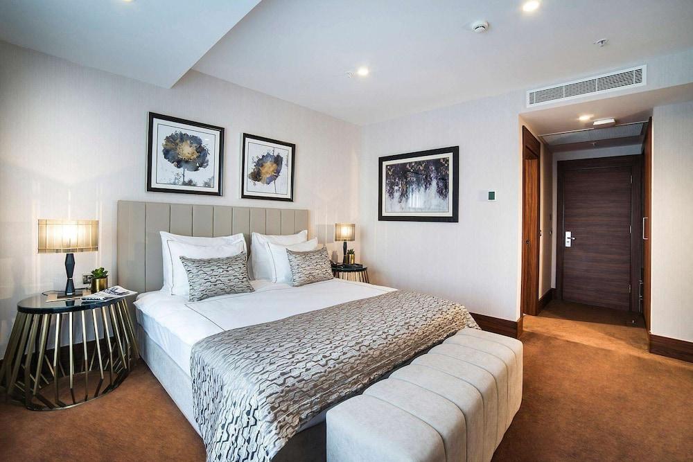 Sura Luxury Milion & Spa